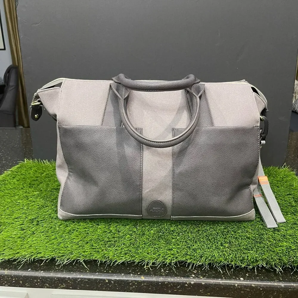 Pacapod Croyde Travel Baby Bag. Grey.